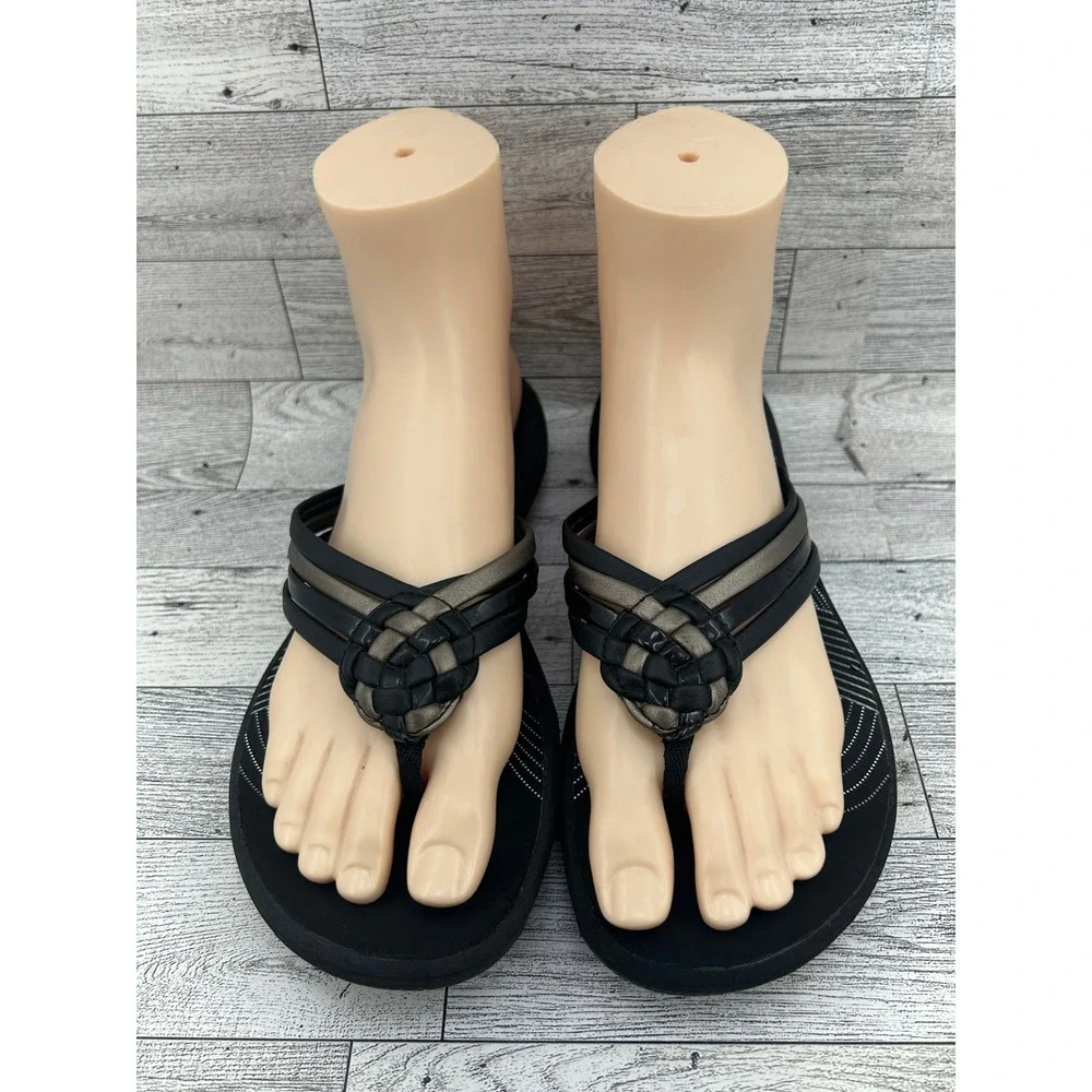 Clarks‎ Cloudsteppers Arla Kaylie Women Size 7 Black Pewter Flip Flop Sandals